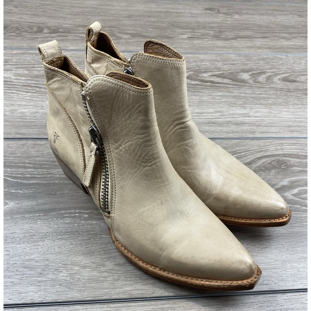 Frye Women's Sacha Moto Schootie‎ Zip Up Ankle Boots Light Beige Size 9 B